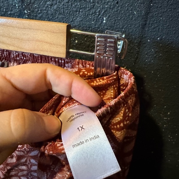 Maurices Geometric Maxi Skirt in Rust and White - Picture 3 of 5